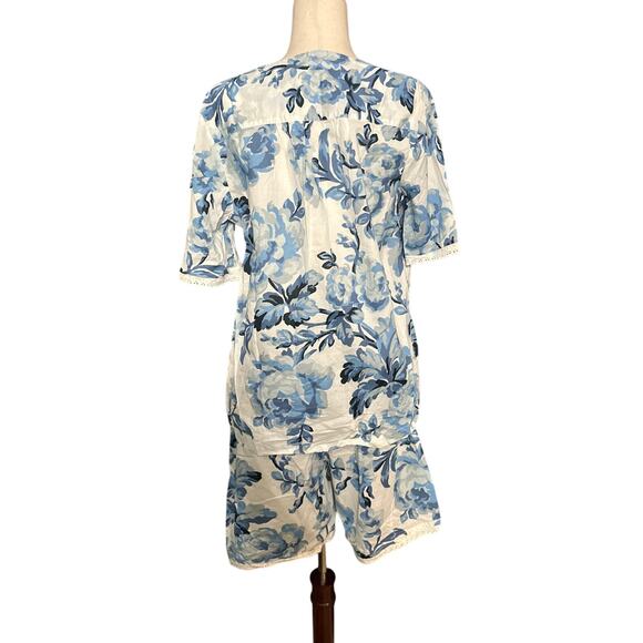 Soft Surroundings Blue White Short Casual Loungeware Size Medium - Picture 3 of 5